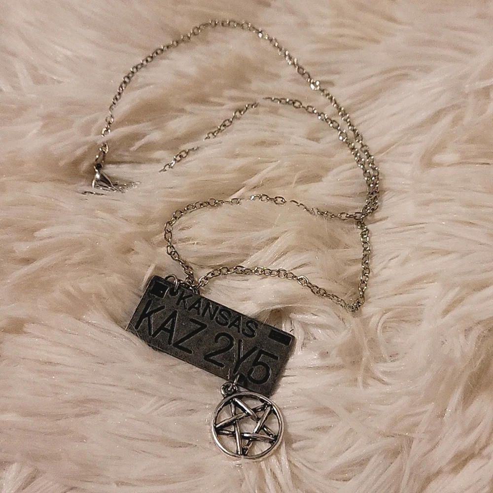 Supernatural Impala license plate necklace - Picture 1 of 2